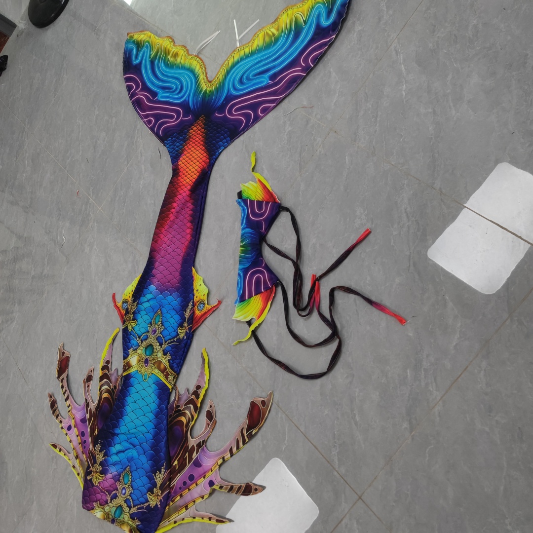 Coda di Sirena per Adulti, Cos - Aquarium & Marine Museum Ums recensione e prezzo
